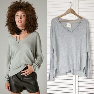 Lucky Brand cotton/nylon/cashmere blend V-neck sweater